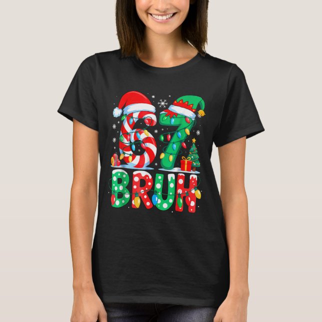 Funny Six Seven 6 7 Meme Christmas Family Xmas San T Shirt (Framsida)
