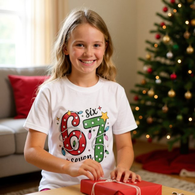 Funny Six Seven 6 7 Meme Christmas Lights Kids T Shirt (Skapare uppladdad)