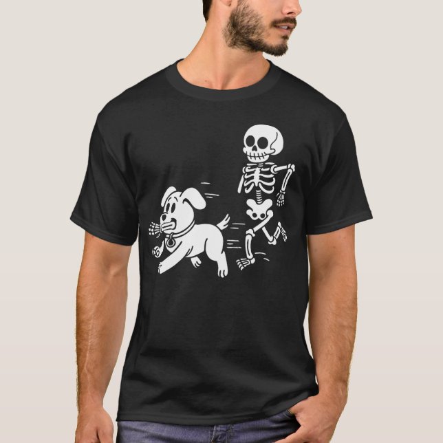 Funny Skeleton and Dog Halloween Humor funny skull T Shirt (Framsida)