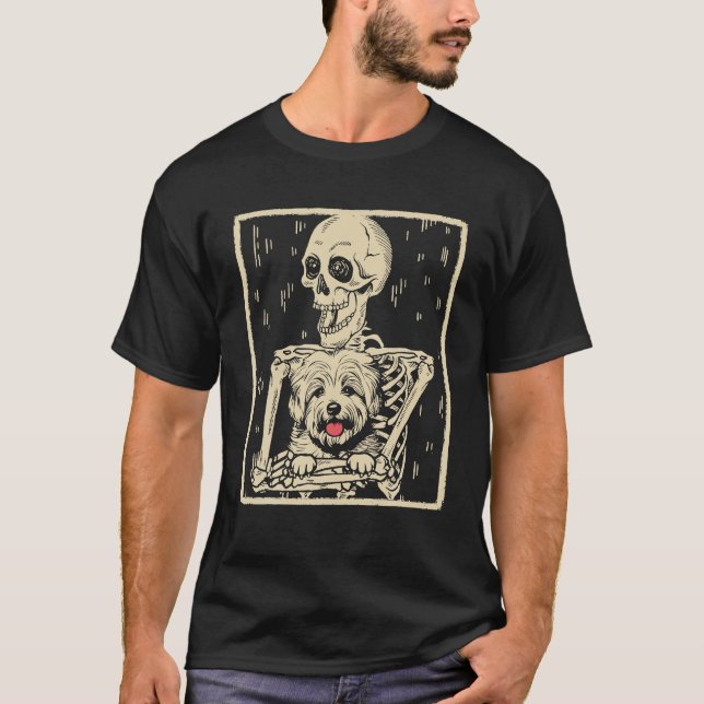 Funny Skeleton Hugs Coton De Tulear Hund Halloween T Shirt (Framsida)