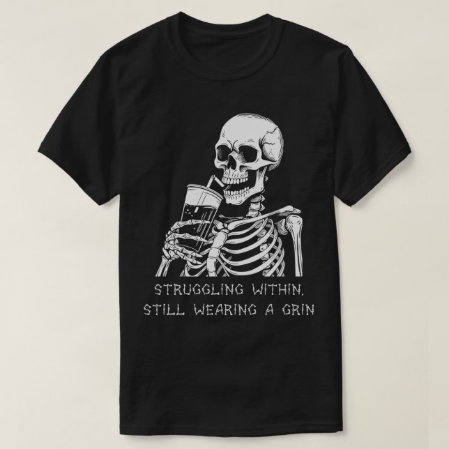Funny Skeleton Lazy Costume Goth Manar Women Funny T Shirt (Design framsida)