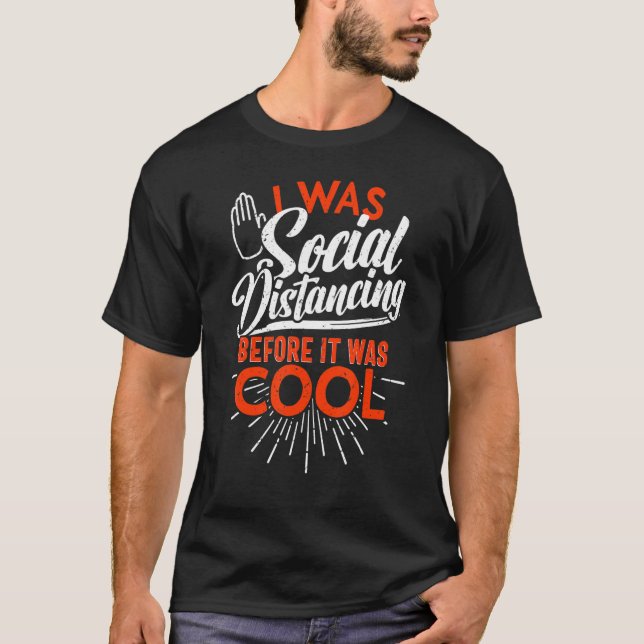 Funny Social Distancing Tshirt, Antisocial Humor T Shirt (Framsida)