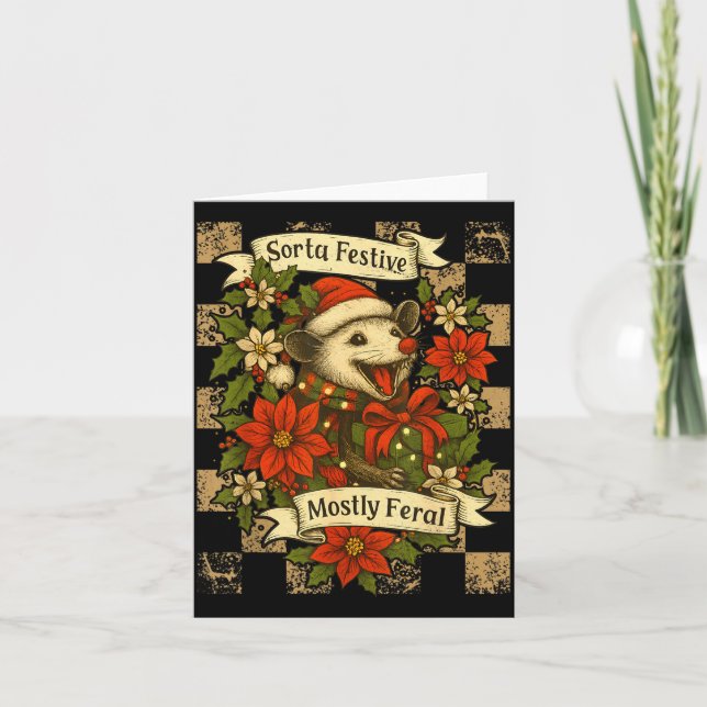 Funny Sorta Festive Mostly Feral Ssum Christmas Os Kort (Framsida)