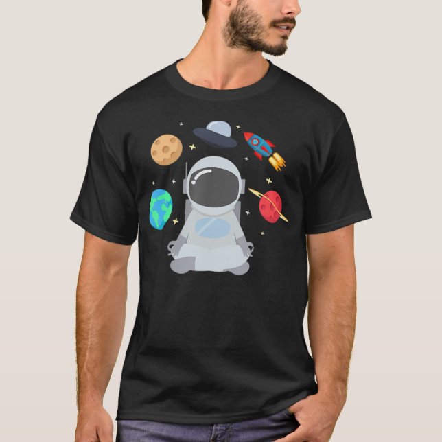 Funny Space Meditation Astronaut Yoga Planets Univ T Shirt (Framsida)