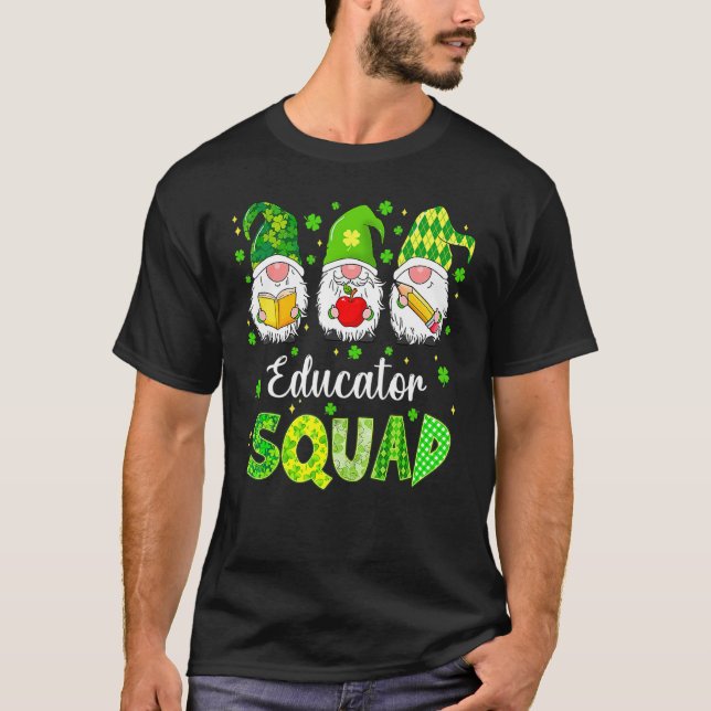 Funny St Patricks Day Shamrock Educator Squad Iris T Shirt (Framsida)
