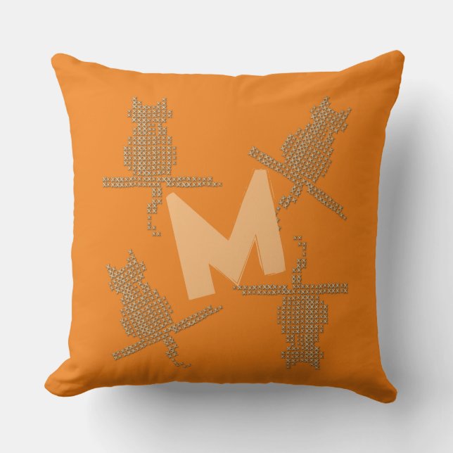 Funny, stiftad effekt Cats Monogram Pillow Kudde (Framsida)