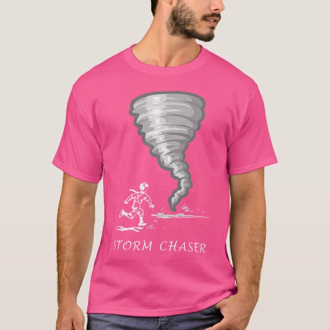 Funny Storm Chasing With Man Running Toward Tornad T Shirt (Framsida)
