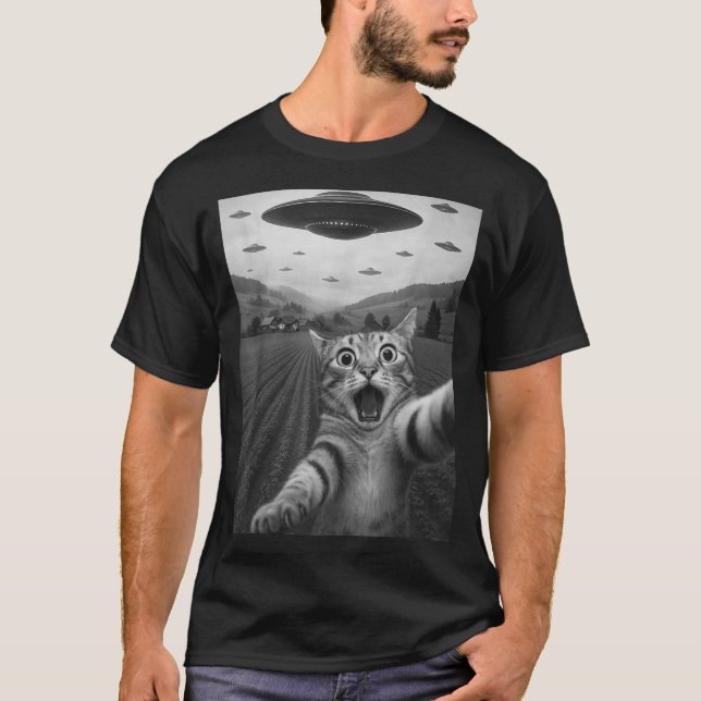 Funny Surprised Ed Cat Selfie With Alien Ufo Cat U T Shirt (Framsida)
