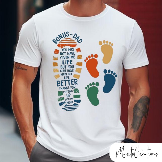 Funny t-shirt with daddy's footprint design (Skapare uppladdad)