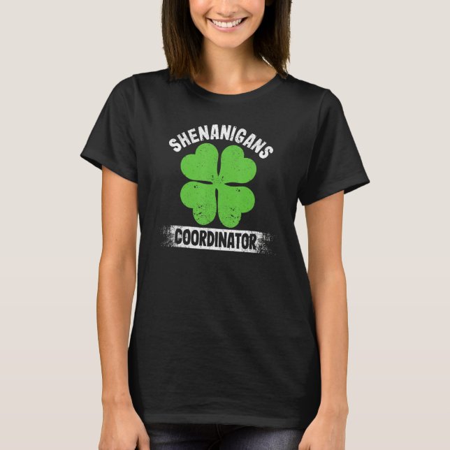 Funny Teacher St Patrick's Day Irish Shenanigans C T Shirt (Framsida)