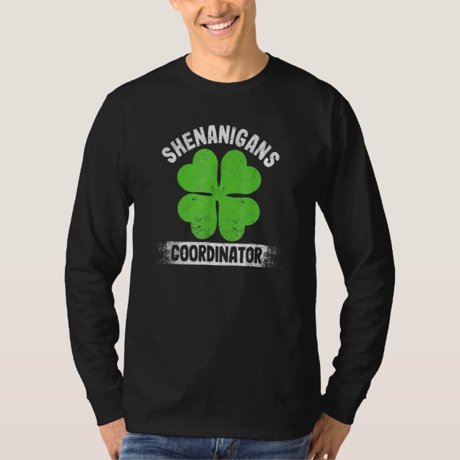 Funny Teacher St Patrick's Day Irish Shenanigans C T Shirt (Framsida)