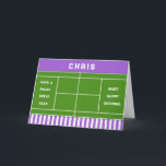 Funny Tennis Birthday Kort<br><div class="desc">Tennis-födelsedagskort med en tennisdomstol och roliga idrottslag. Om du vill anpassa redigerar du texten för att lägga till namn.</div>