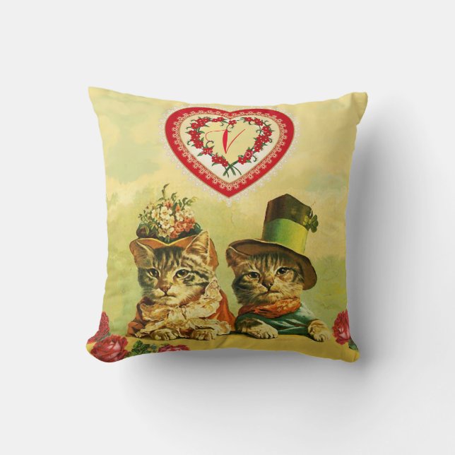 FUNNY TRADITIONELL VALENTINES DAY CATS,Hearts,Ro Kudde (Framsida)