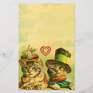 FUNNY TRADITIONELL VALENTINE'S DAY CATS with HEART Brevpapper