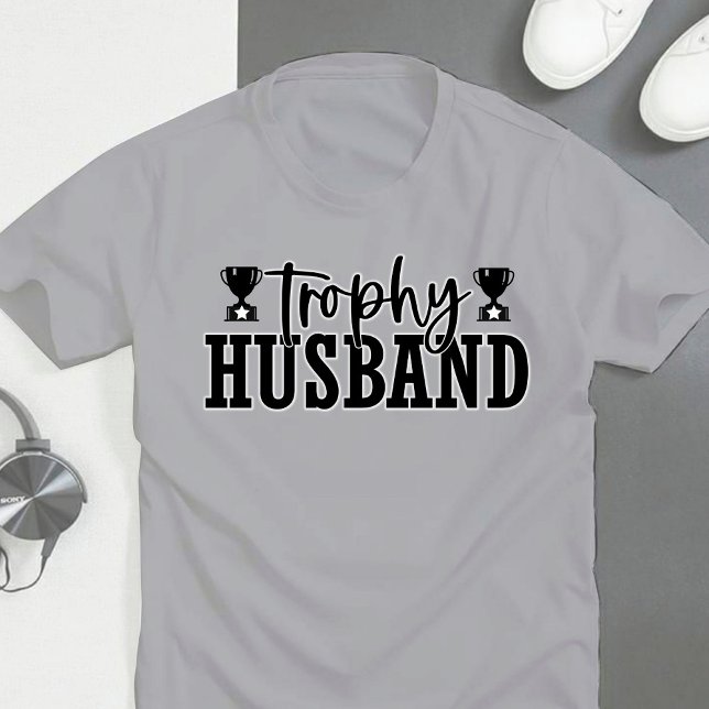 Funny Trophy Make T-Shirt (Skapare uppladdad)