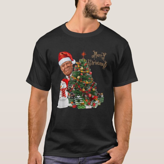 Funny Trump Wearing Santa Hat God jul T Shirt (Framsida)