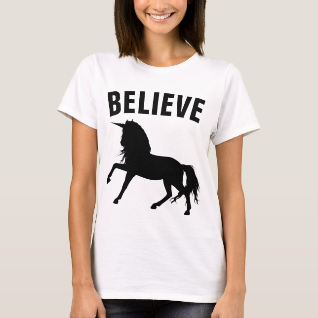 Funny UNICORN T-shirts BELIEVE (Framsida)