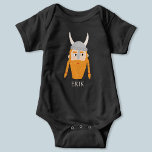 Funny Viking Personlig T Shirt<br><div class="desc">En roligt Viking,  perfekt för din favoritlilla skandinaviska. Originalkonst av Nic Squirrell. Ändra namn för att anpassa sig.</div>