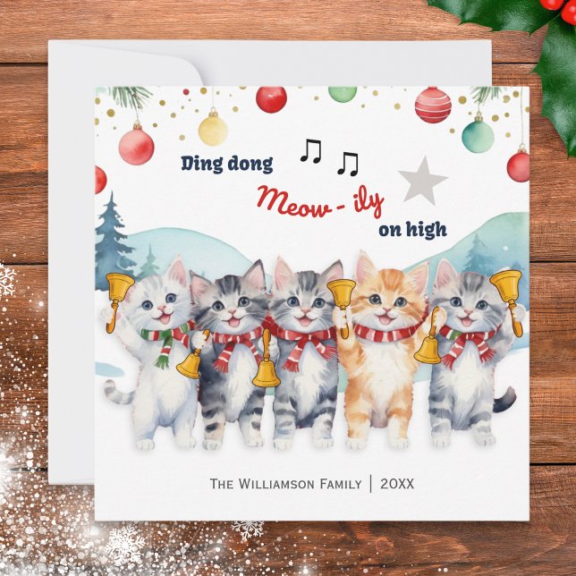 Funny Watercolor Cats Choir-jul Julkort (A Christmas card featuring cats playing handbells, in a watercolor style)