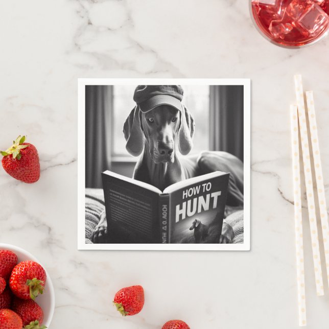 Funny Weimaraner Reading a Bok on How to Hunt Pappersservett (Insitu)