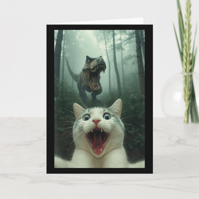 Funny White Cat Selfie With T-rex Dinosaur, Cat Ki Kort (Framsida)