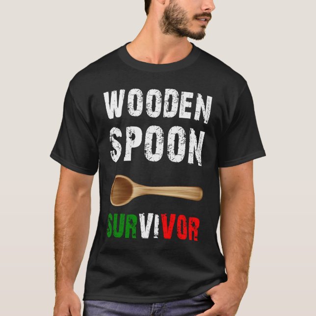 Funny Wooden Spoon Survivor Awesome T Shirt (Framsida)