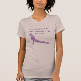 Funny Yoga Byxor-citat på Lila Tee Shirt