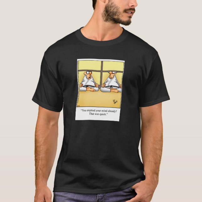 Funny Yoga Humor Tee Shirt (Framsida)