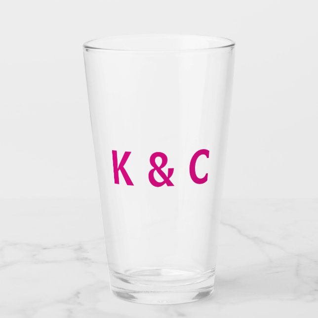 Fuschia Monogram Modern Bröllop Glaskopp (Framsida)