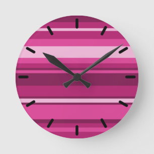 Fuschia rand rund klocka