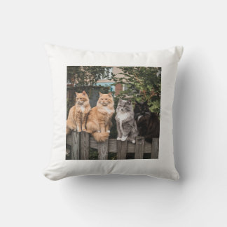 Fylld design kudde