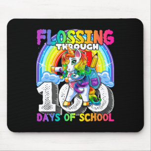 Fyllning under 100 dagar av skolblommande Unico Musmatta