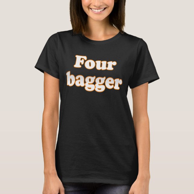 Fyra Bagger Cornhole för Cornhole Player T Shirt (Framsida)