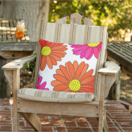 Fyra Daisy för Orange och Rosa Kudde