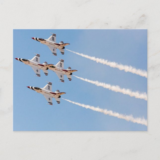 Fyra F-16 Thunderbirds flyger i tät formation Vykort (Framsida)