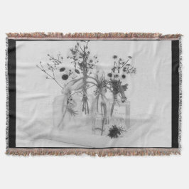 Fyra Flaskor och vita blommor Filt