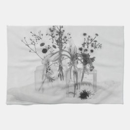 Fyra Flaskor och vita blommor Kökshandduk