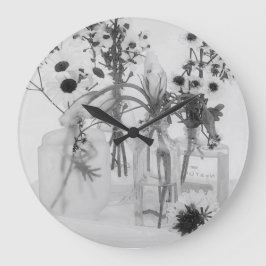 Fyra Flaskor och vita blommor Stor Klocka