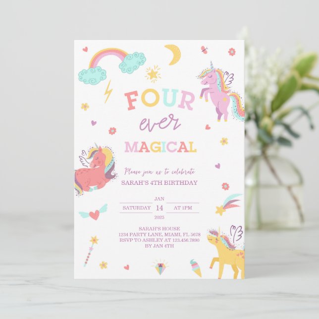 Fyra gånger magiska Unicorn 4e födelsedagen Inbjudningar (Stående Fram)