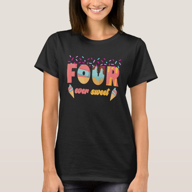 Fyra gånger sötade 4e födelsedagen fjärde Födelsed T Shirt (Framsida)