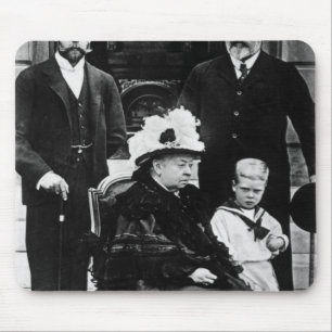 Fyra generationer av Victorianroyalty Musmatta