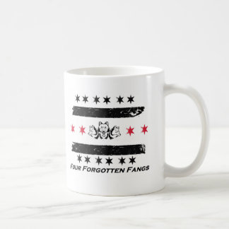 Fyra glömd huggtandarmémugg kaffemugg