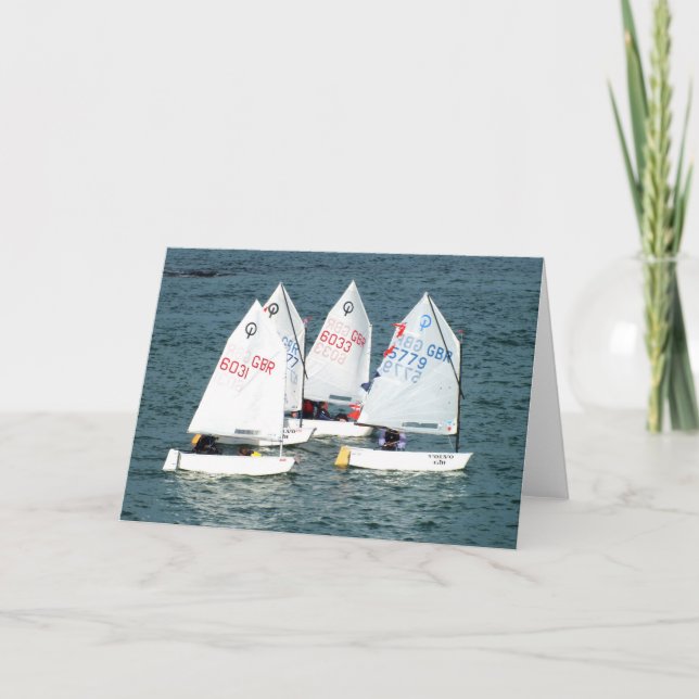 Fyra Optimist segelbåtar Helgkort (Framsida)
