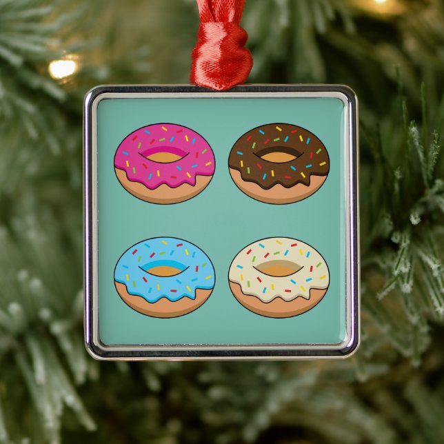 Fyra sorterade Donuts Mönster Julgransprydnad Metall (Träd)