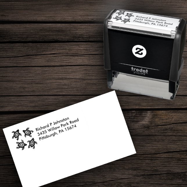 Fyra svarta Abstrakter på Snäckor Självfärgande Stämpel (Group four abstract turtles on self inking return address stamp.)