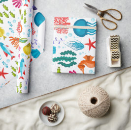 Fyrfärgad illustration av assorterat havs- och dju presentpapper