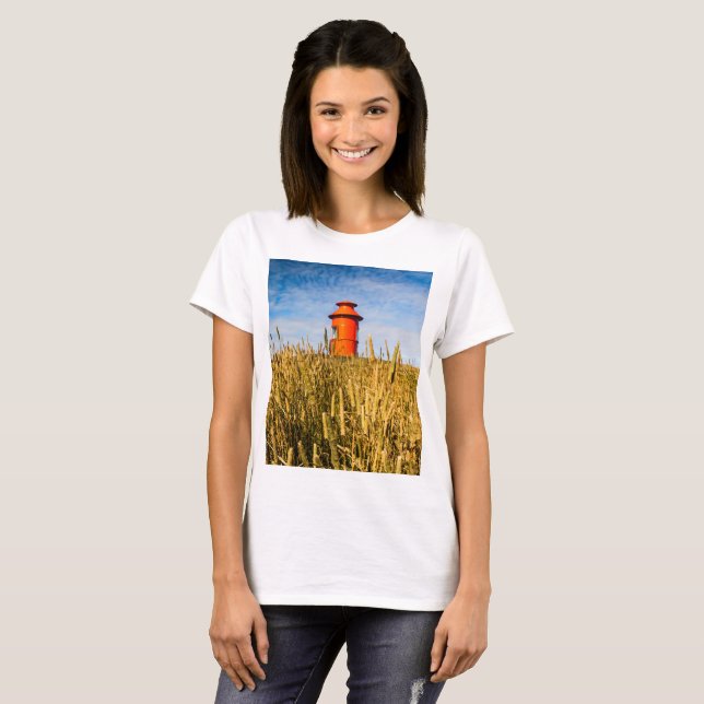 Fyrhus i Stykisholmur, Island T Shirt (Hel framsida)
