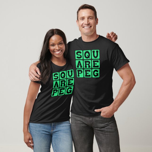 Fyrkantig pinne i runt hål t shirt (Unisex)