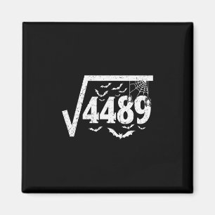 Fyrkantig rot 4489 Roligt Halloween-meme 67 Math l Magnet