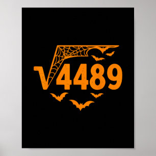 Fyrkantig rot 4489 Roligt Halloween-meme 67 Math l Poster